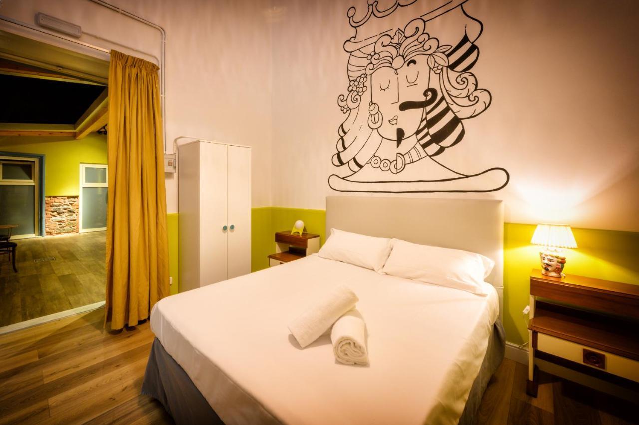 The Yard Hostel Catane Extérieur photo